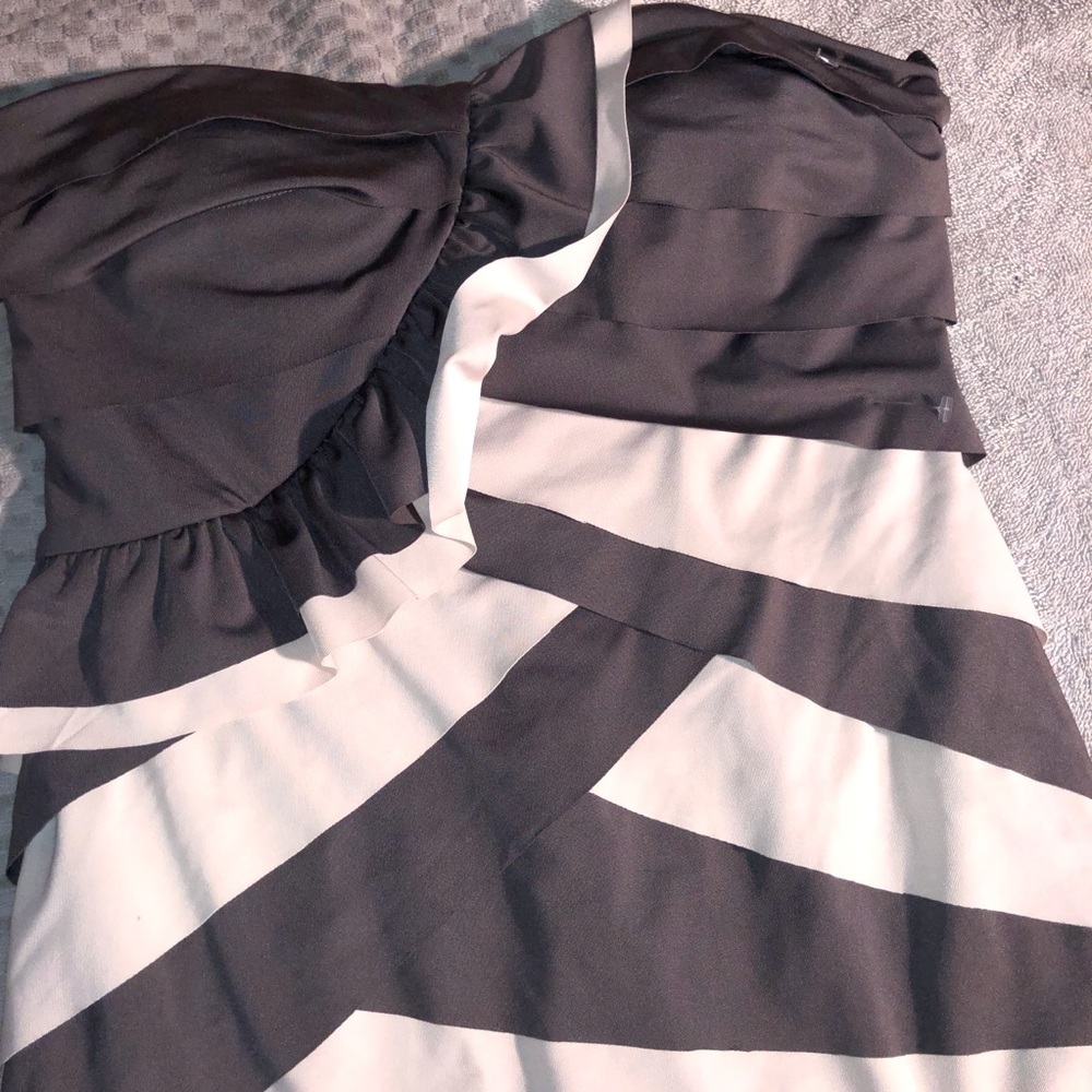 Women’s Ark & Co going out dress - approximately a small - Picture 2 of 3